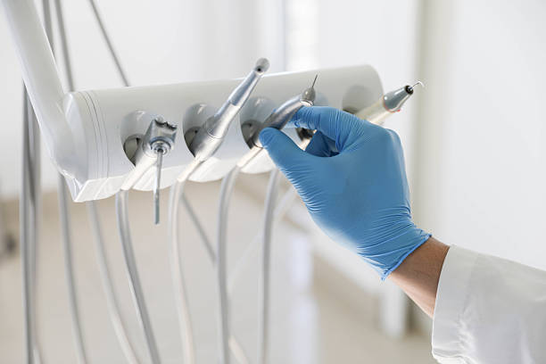Professional Wisdom Tooth Removal technician working in Orange Cove, CA